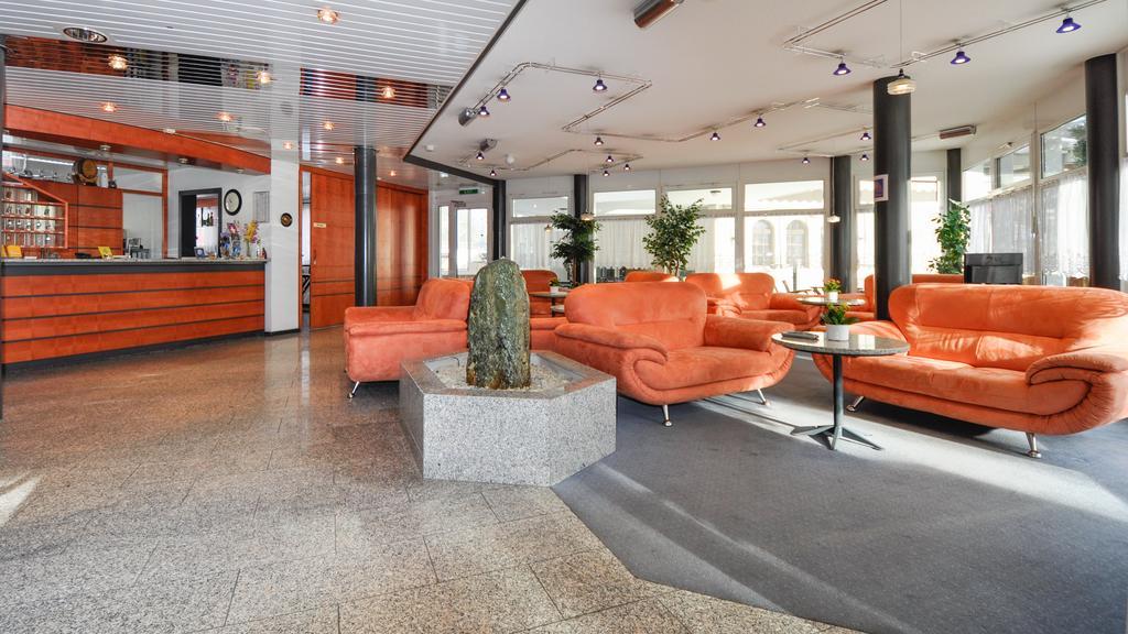 Hotel-Restaurant Ackersand Интерьер фото